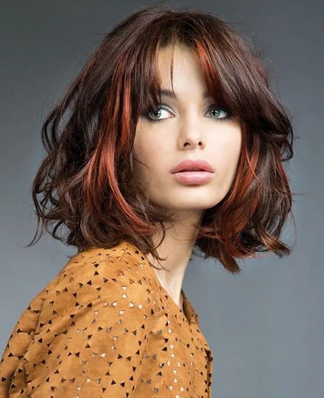 mid-length-layered-hair-with-red-highlights-1961680-5669415