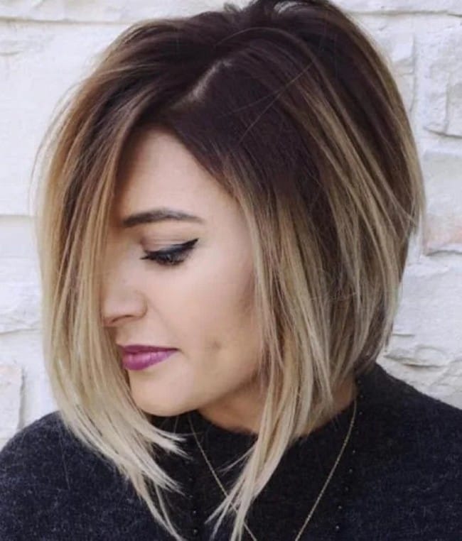 black-and-light-blonde-two-tone-layered-bob-haircut-9684236-8386440