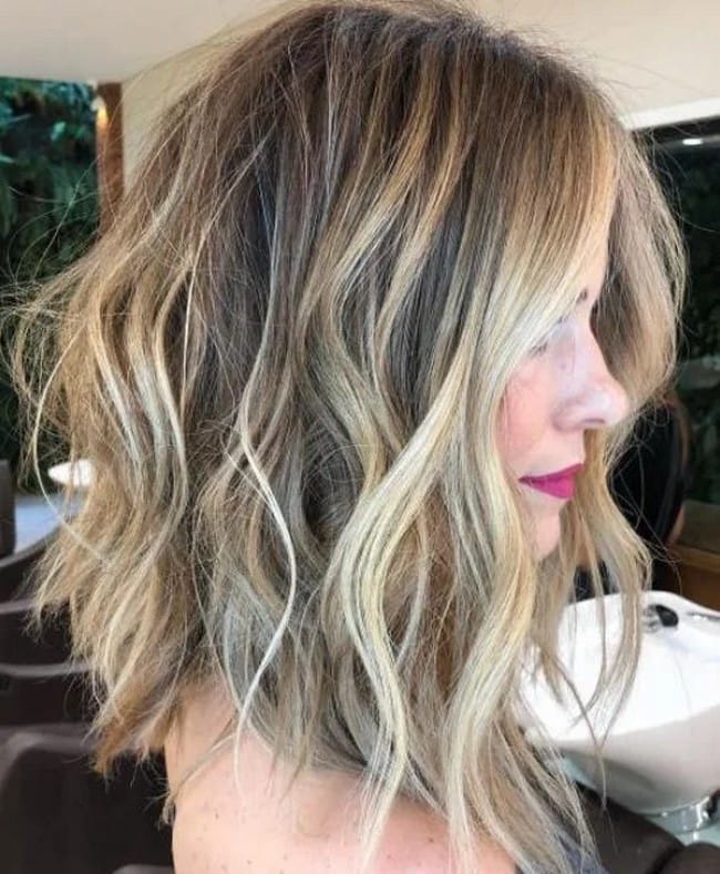 champagne-blonde-mid-length-layered-cut-with-brown-roots-5276239-7129538