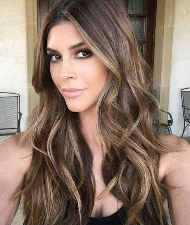 honey-balayage-on-long-dark-brown-half-wave-hair-with-center-parting-3000308-7462674