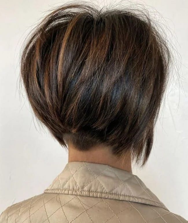 honey-balayage-on-short-wavy-hair-with-golden-blonde-highlights-5103750-8069131