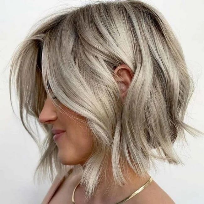 mid-length-layered-cut-on-platinum-blonde-plunge-bob-5573206-5270120