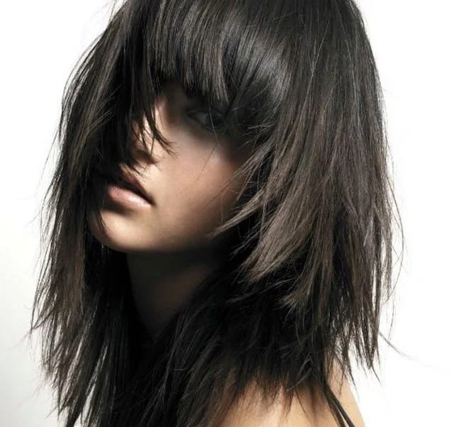 mid-length-layered-cut-on-voluminous-brown-hair-with-straight-ends-8025759-4523515