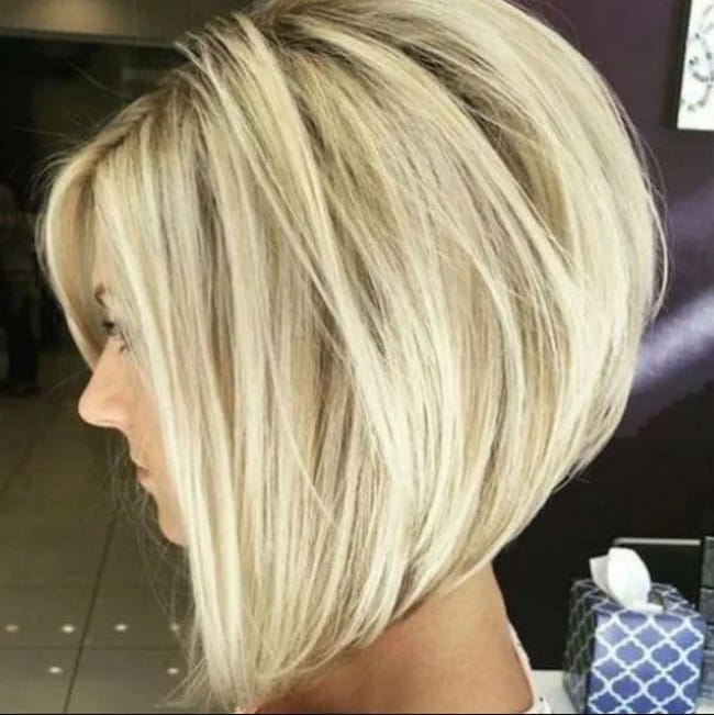 platinum-blonde-layered-bob-4348461-9310715