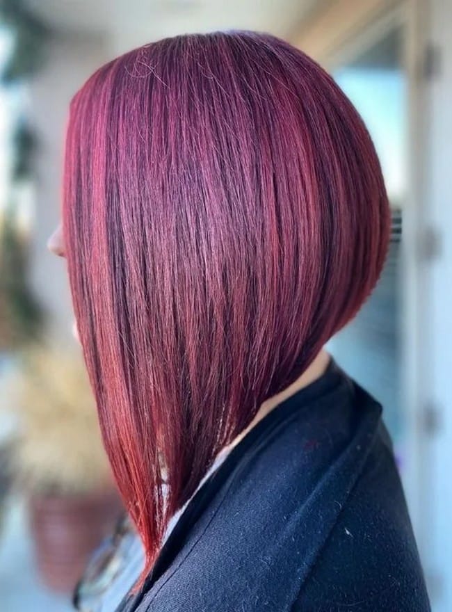 short-plunging-square-bob-haircut-red-violine-2592782-8719863