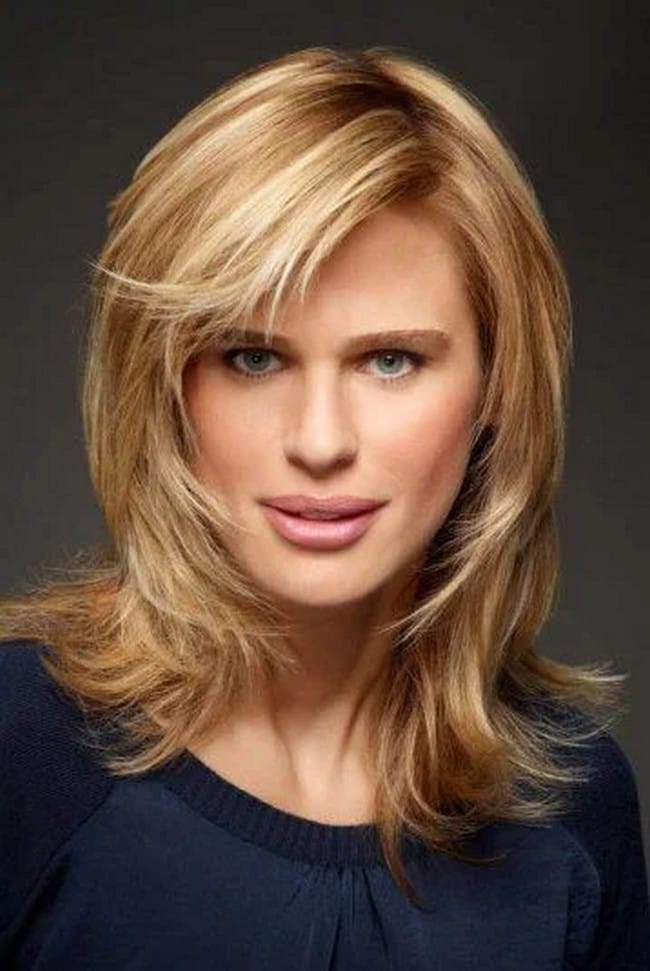 stylish-mid-length-strawberry-blonde-layered-cut-3941097-4651822