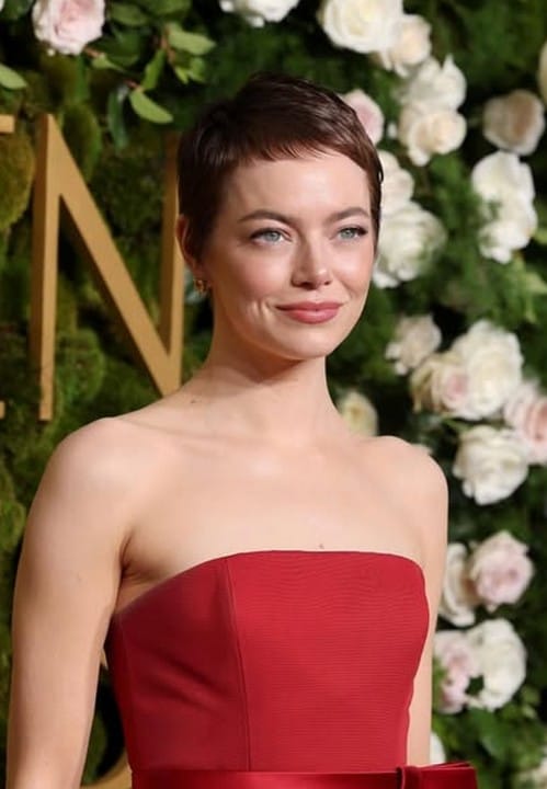 golden-globes-emma-stone-in-new-pixie-haircut-3950931